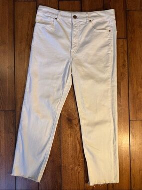 Express women’s White Mom Jean Straight-Leg Jeans sz 10